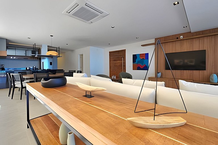 Casa Pé na Areia em Maresias | 4 Suítes e Piscina Privada