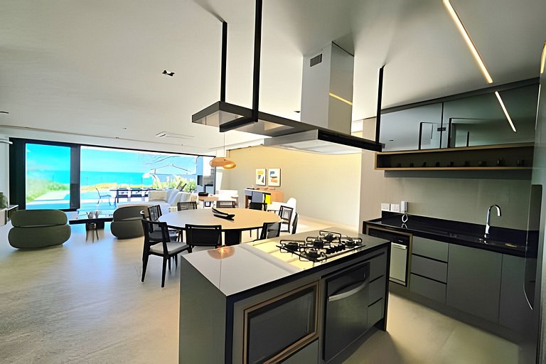 Casa Pé na Areia em Maresias | 4 Suítes e Piscina Privada