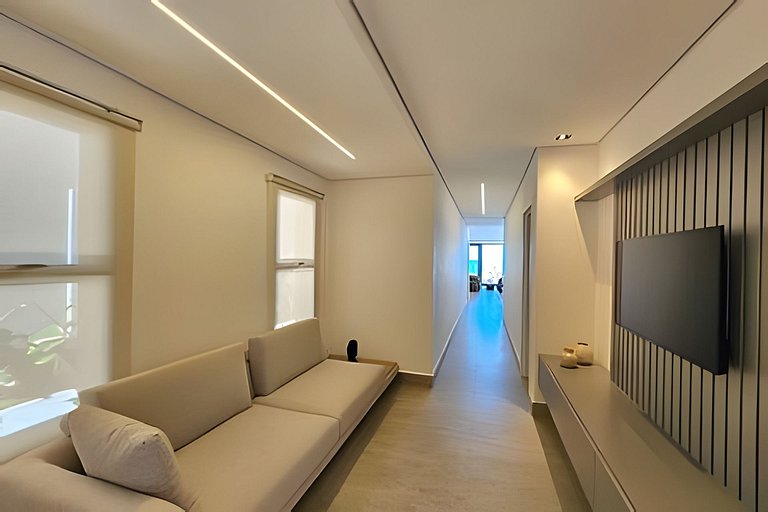 Casa Pé na Areia em Maresias | 4 Suítes e Piscina Privada