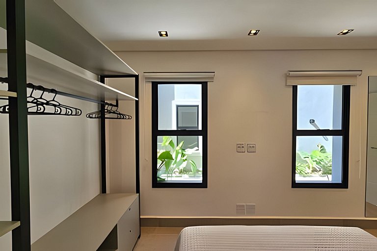 Casa Pé na Areia em Maresias | 4 Suítes e Piscina Privada