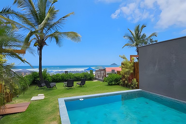 Casa 4 Suítes em Camburi | Piscina com Vista para o Mar