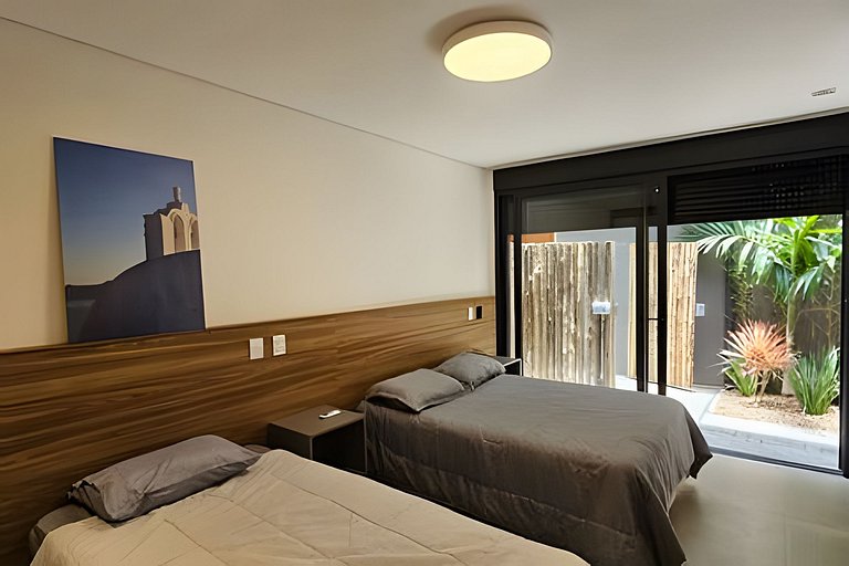 Casa 4 Suítes em Camburi | Piscina com Vista para o Mar