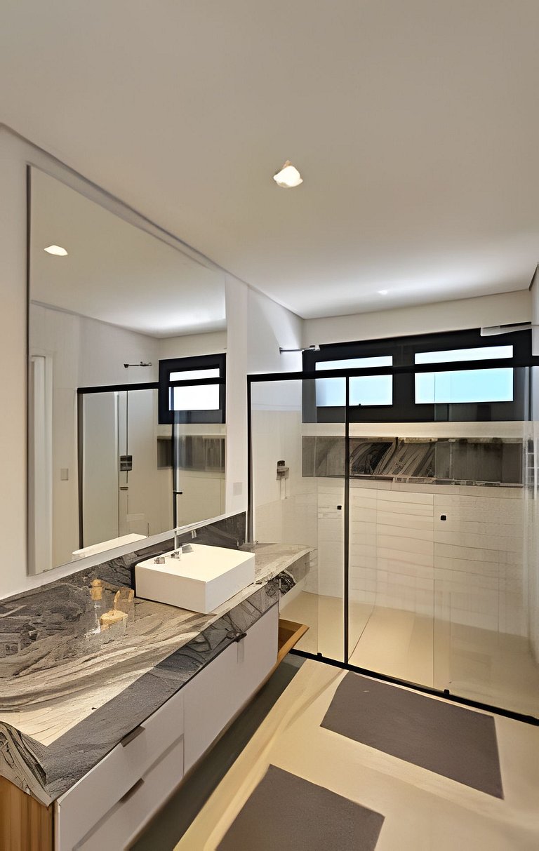 Casa 4 Suítes em Camburi | Piscina com Vista para o Mar