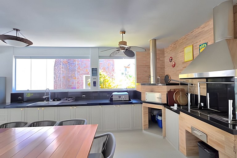 Casa 5 Qts na Reserva Guaratuba | Piscina, Sauna & Ar