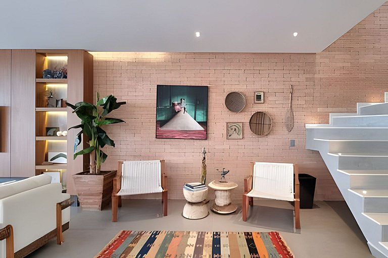 Villa de Luxo em Maresias | Acesso Privado à Praia e Piscina