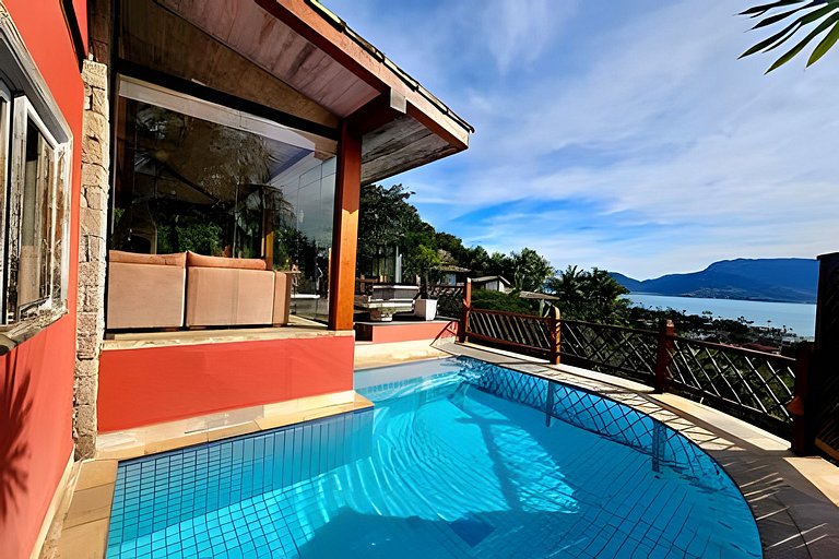 Casa com Vista Panorâmica do Mar em Ilhabela | 4 Suítes