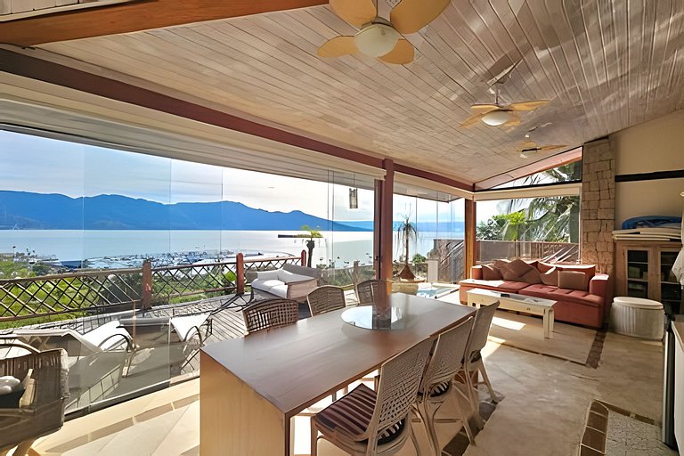 Casa com Vista Panorâmica do Mar em Ilhabela | 4 Suítes