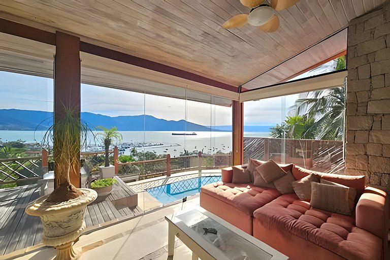 Casa com Vista Panorâmica do Mar em Ilhabela | 4 Suítes