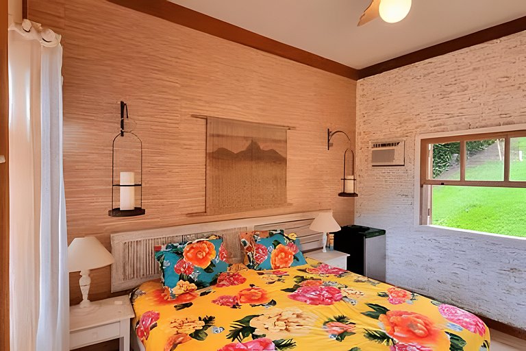 Casa com Vista Panorâmica do Mar em Ilhabela | 4 Suítes