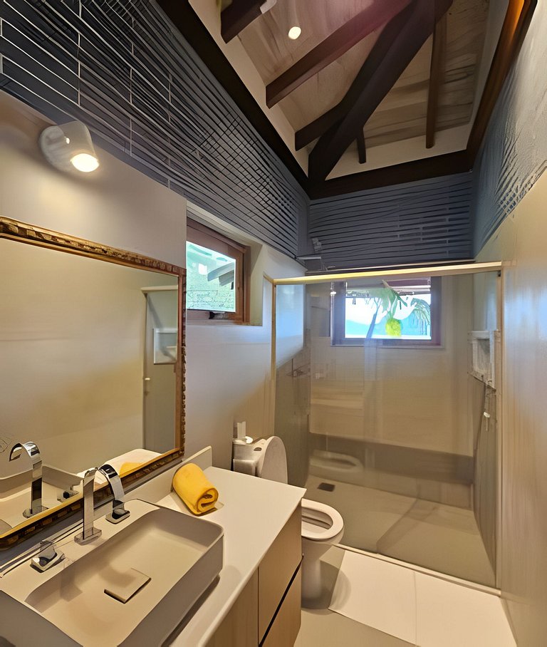 Casa com Vista Panorâmica do Mar em Ilhabela | 4 Suítes