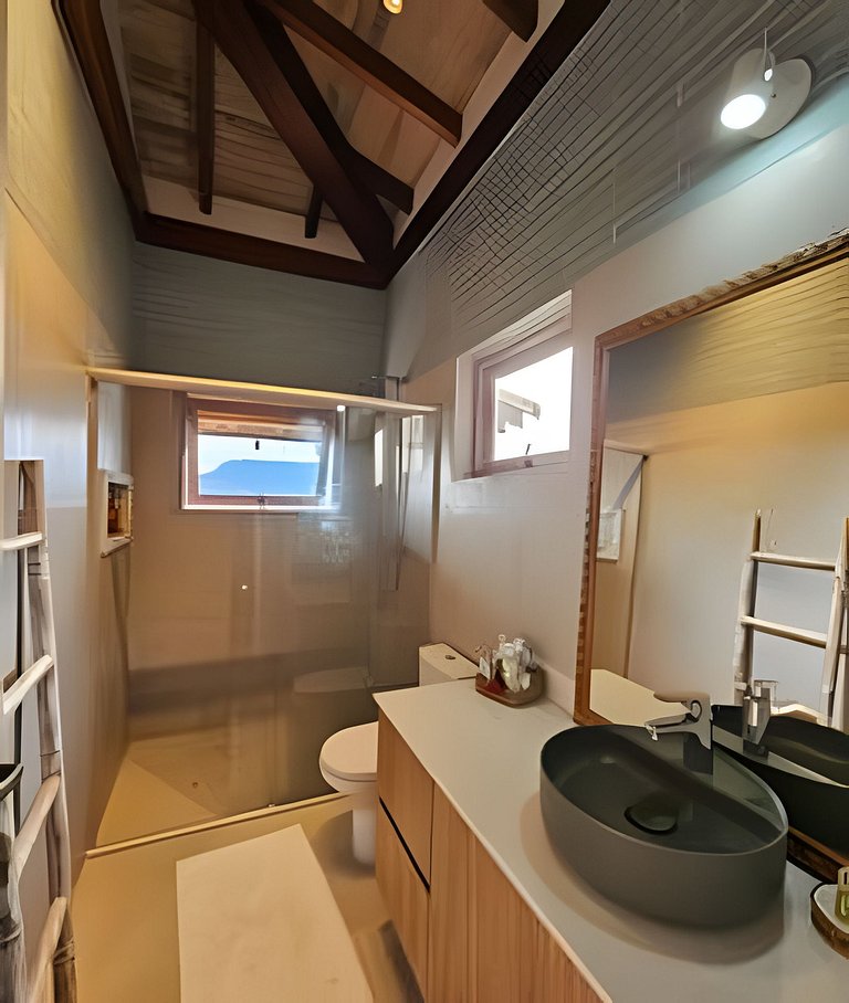 Casa com Vista Panorâmica do Mar em Ilhabela | 4 Suítes