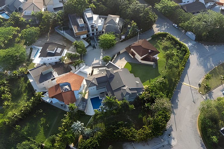 Casa c/ Piscina Pé na Areia em Guaratuba | 8 Suítes