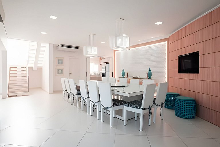 Casa c/ Piscina Pé na Areia em Guaratuba | 8 Suítes