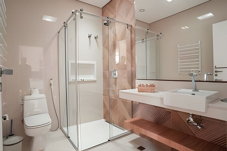 Casa c/ Piscina Pé na Areia em Guaratuba | 8 Suítes