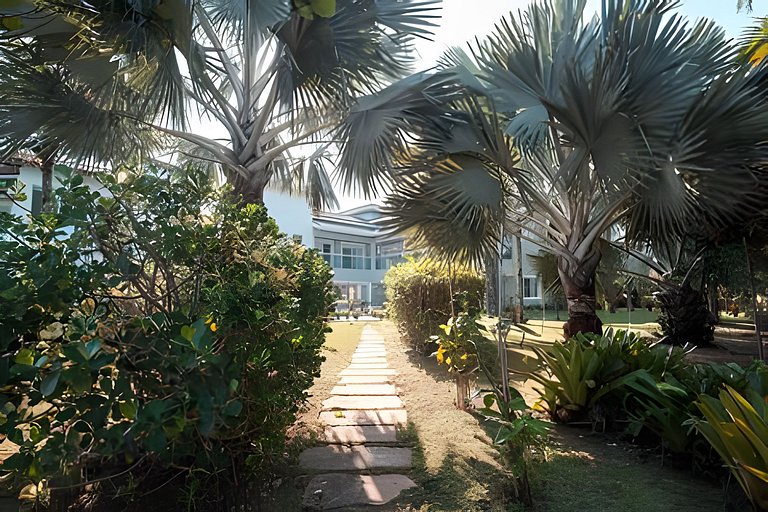 Casa c/ Piscina Pé na Areia em Guaratuba | 8 Suítes