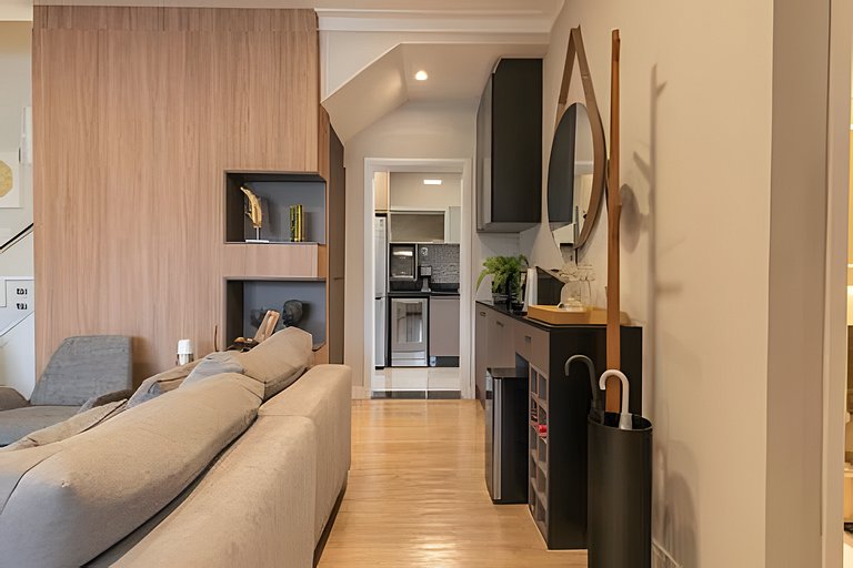 Duplex de Luxo no Coração de Capivari | 5 Quartos