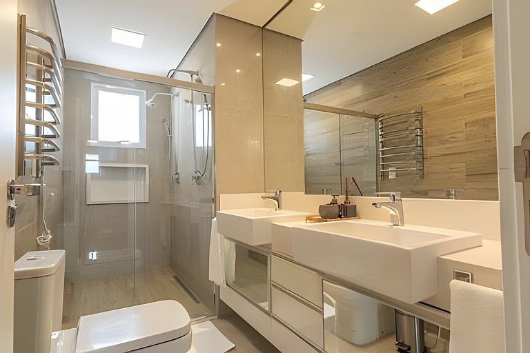 Duplex de Luxo no Coração de Capivari | 5 Quartos