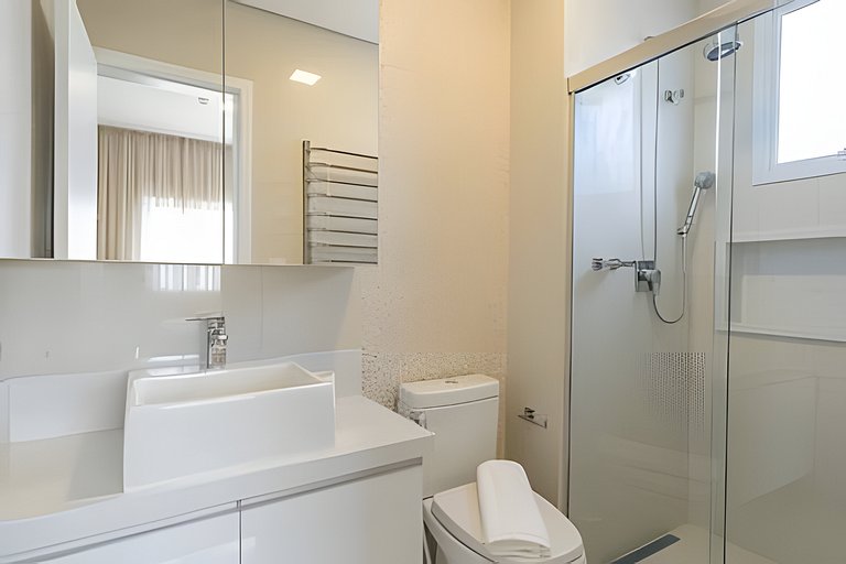 Duplex de Luxo no Coração de Capivari | 5 Quartos