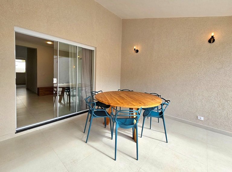 Casa Juquehy 50m da Praia ao Lado do Badauê | 8 Pessoas
