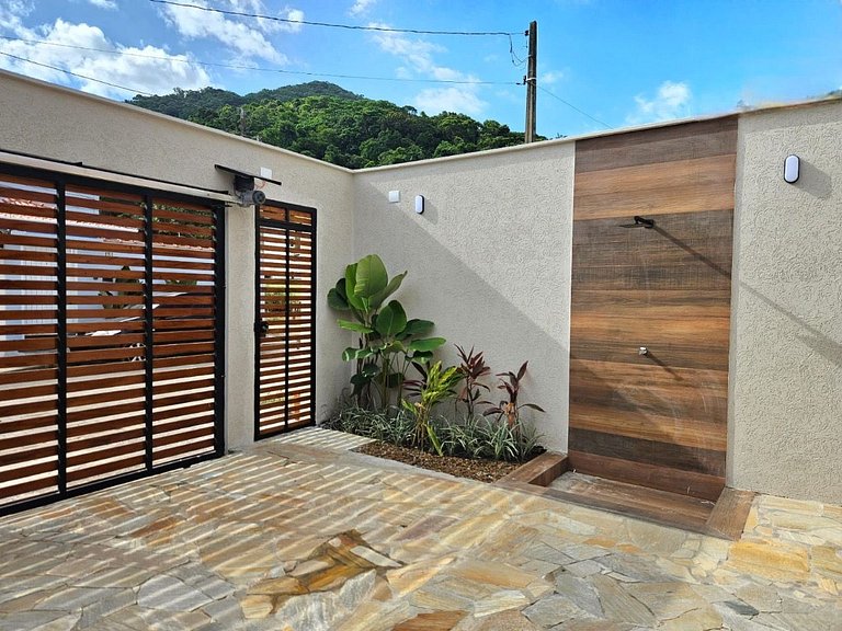 Casa Juquehy 50m da Praia ao Lado do Badauê | 8 Pessoas
