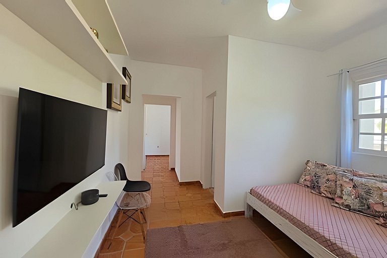 Casa Pé na Areia c/ Piscina em Guaratuba p/ até 10 Pessoas