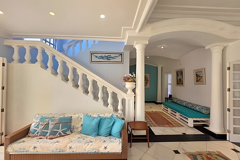 Casa Colonial Frente Mar em Guaratuba | Gramado e Quiosque