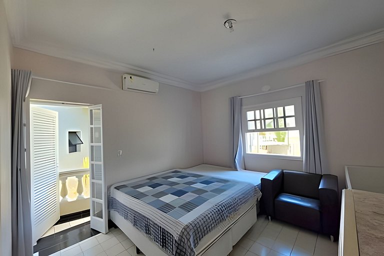 Casa Colonial Frente Mar em Guaratuba | Gramado e Quiosque