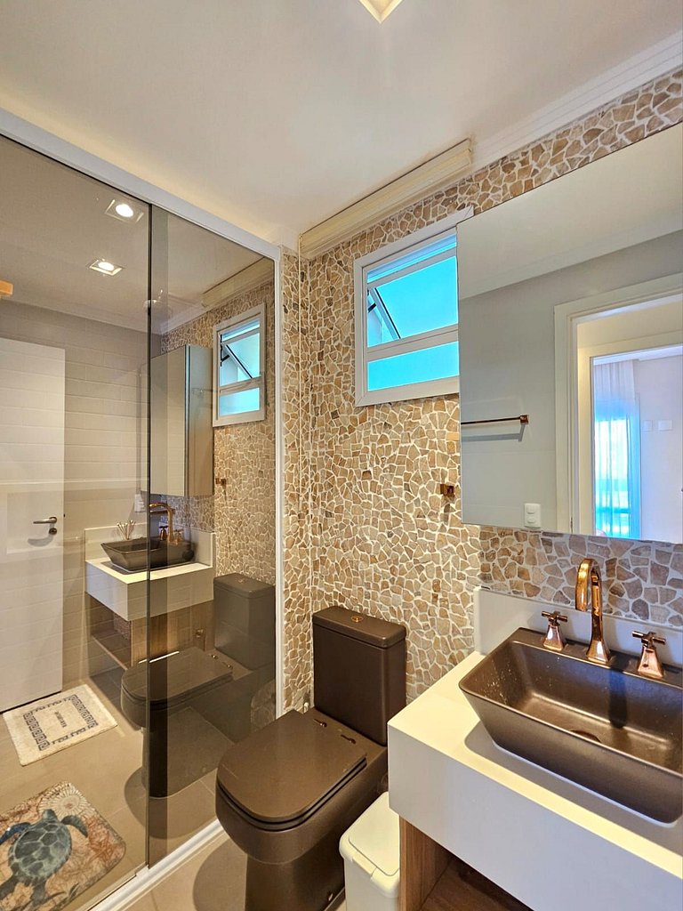 Aluguel de Apto na Riviera (Módulo 7) para 8 Pessoas