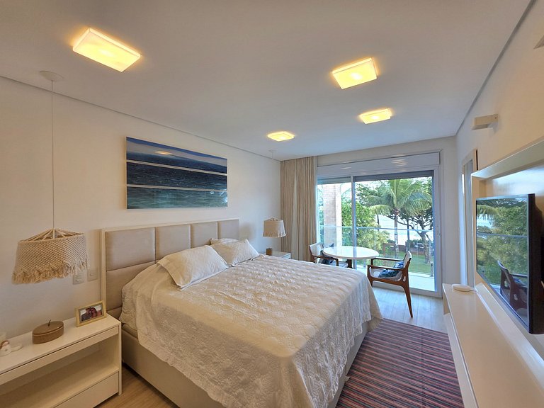 Maresias: Viva o Sonho - Casa Pé na Areia Exclusiva no Condo