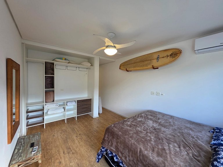 Villa de Luxo em Maresias | Acesso Privado à Praia e Piscina