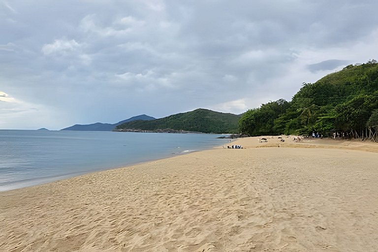 Modernismo Tropical em Toque Toque Pequeno