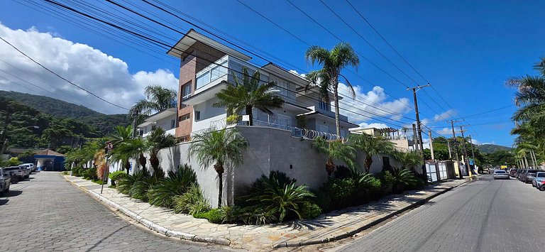 Luxo em Juqueí: Világio Santorini