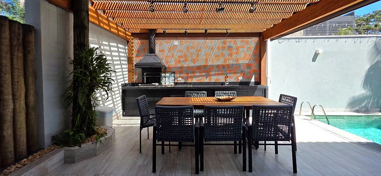 Luxo em Juqueí: Világio Santorini