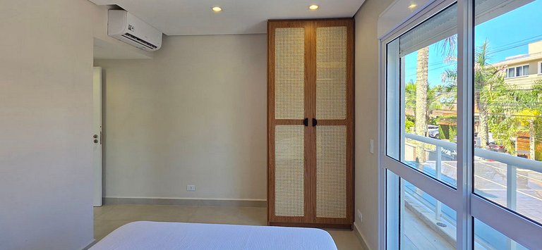 Luxo em Juqueí: Világio Santorini