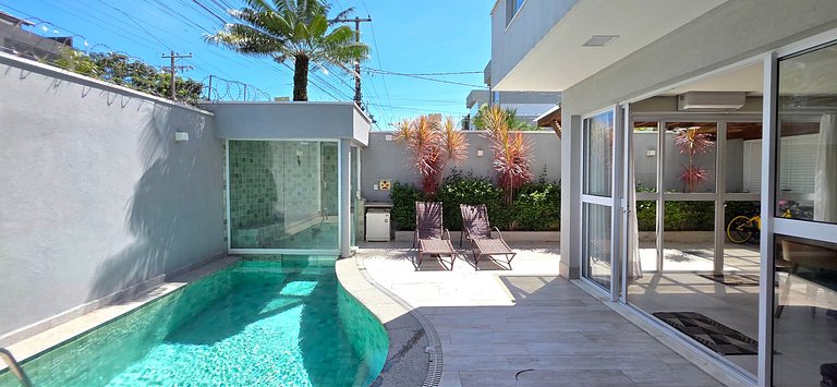 Luxo em Juqueí: Világio Santorini