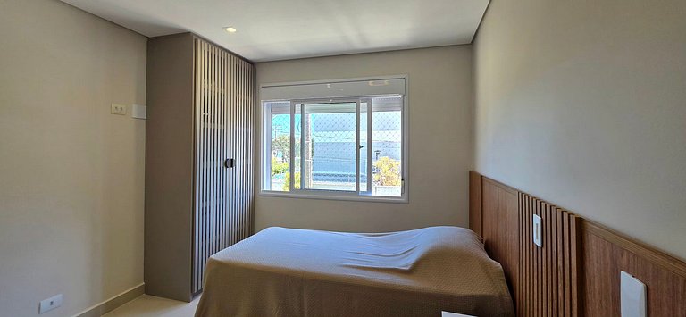 Luxo em Juqueí: Világio Santorini