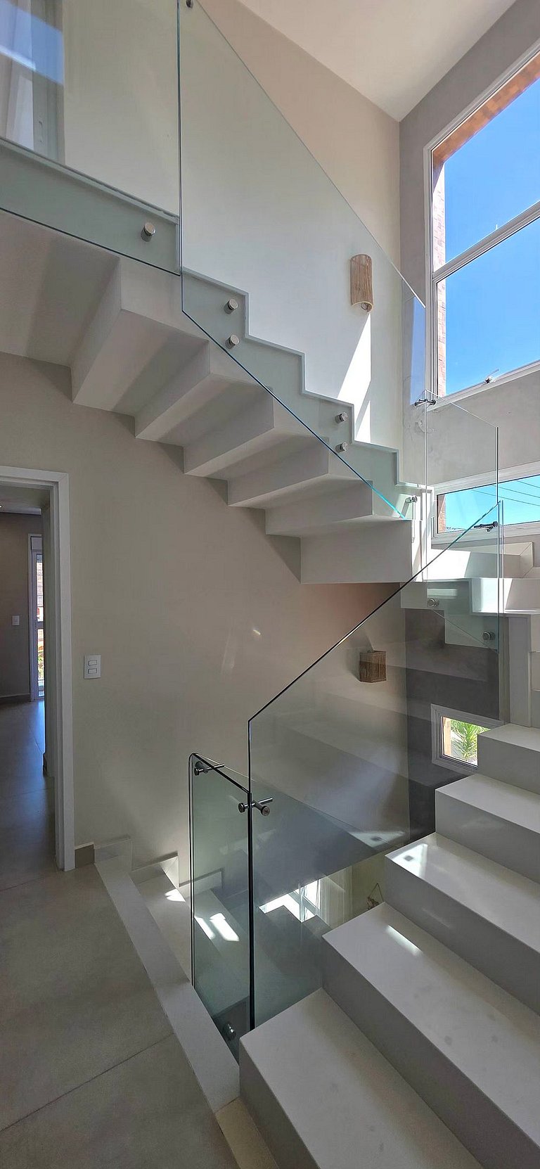 Luxo em Juqueí: Világio Santorini