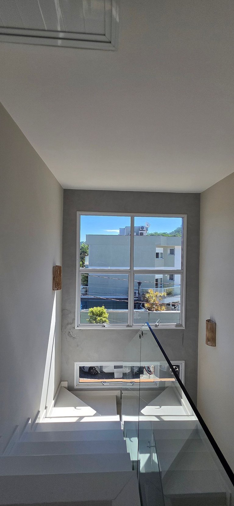 Luxo em Juqueí: Világio Santorini