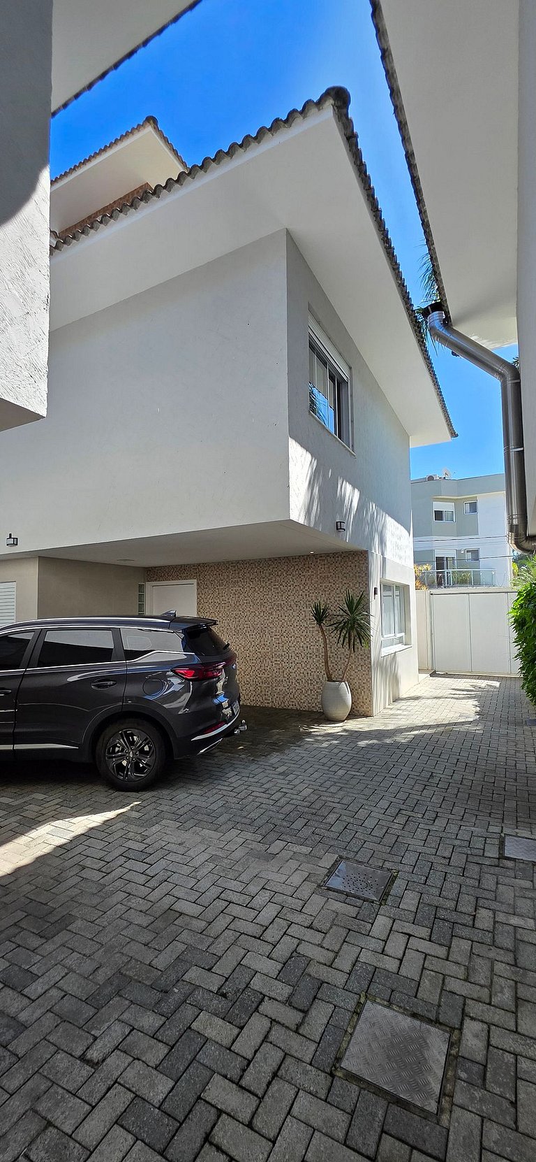 Luxo em Juqueí: Világio Santorini