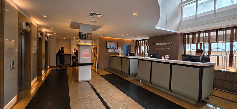 International Plaza Essence