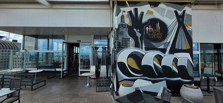 International Plaza Essence