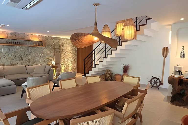 Camburi Decorada em Condomínio Pé na Areia