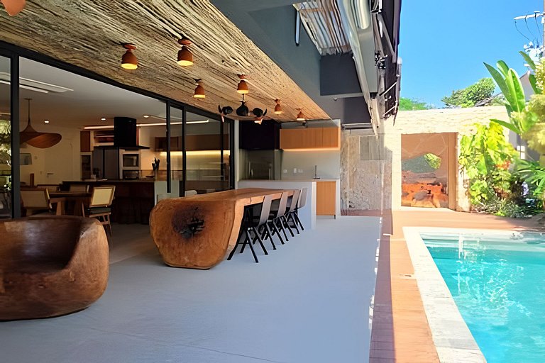 Camburi Decorada em Condomínio Pé na Areia