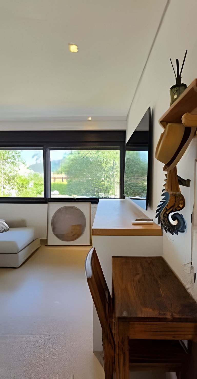 Camburi Decorada em Condomínio Pé na Areia