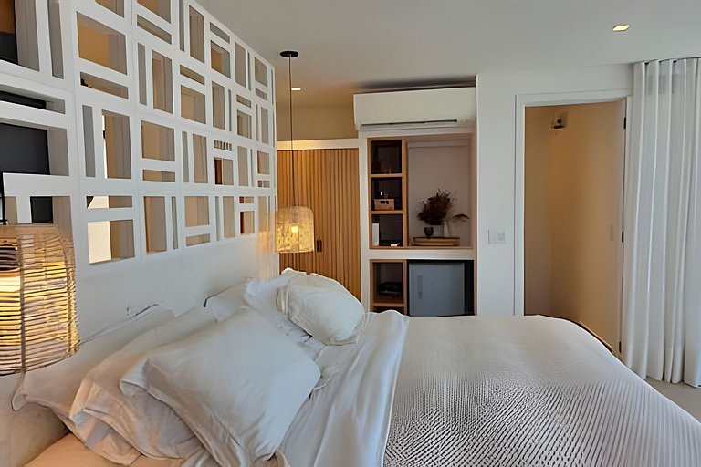 Camburi Decorada em Condomínio Pé na Areia