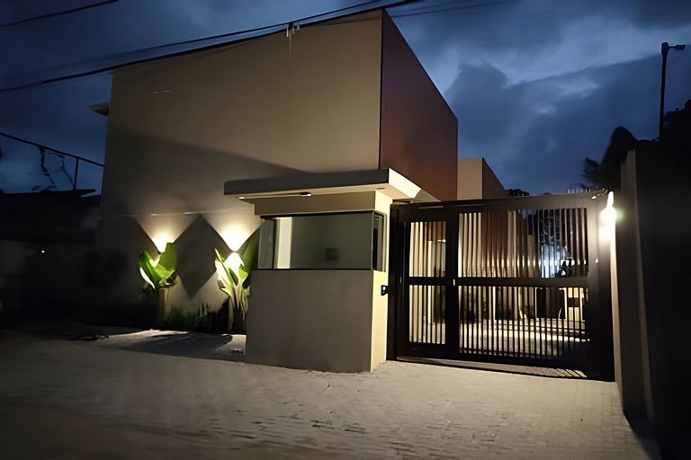Casa Camburi IIII em condomínio 350m do mar