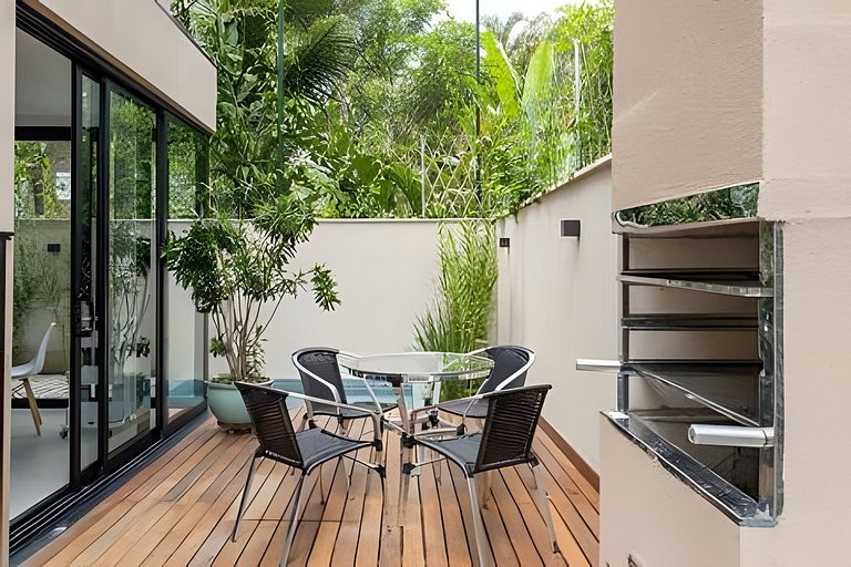 Casa Camburi IIII em condomínio 350m do mar