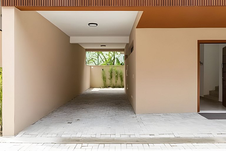 Casa Camburi IIII em condomínio 350m do mar