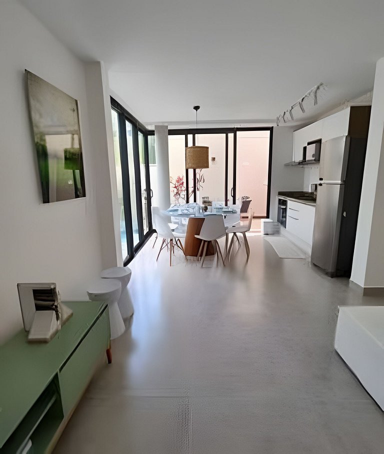Casa Camburi IIII em condomínio 350m do mar