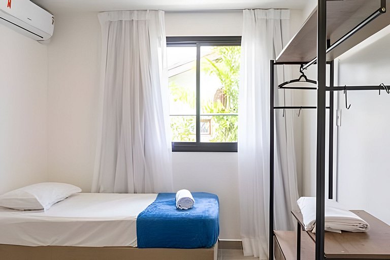 Casa Camburi II em condomínio 350m do mar